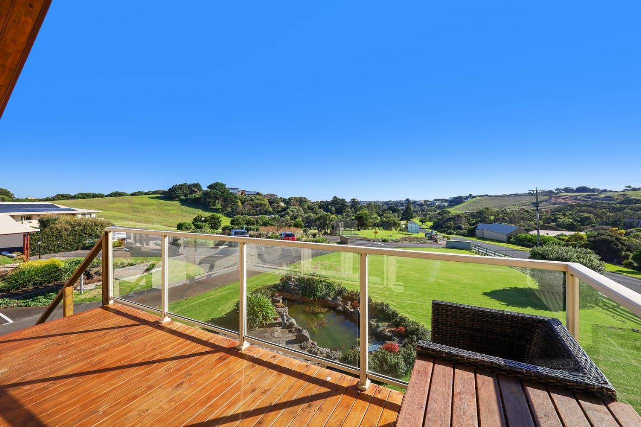 Logans Beach Apartments - The Loft Warrnambool Eksteriør billede